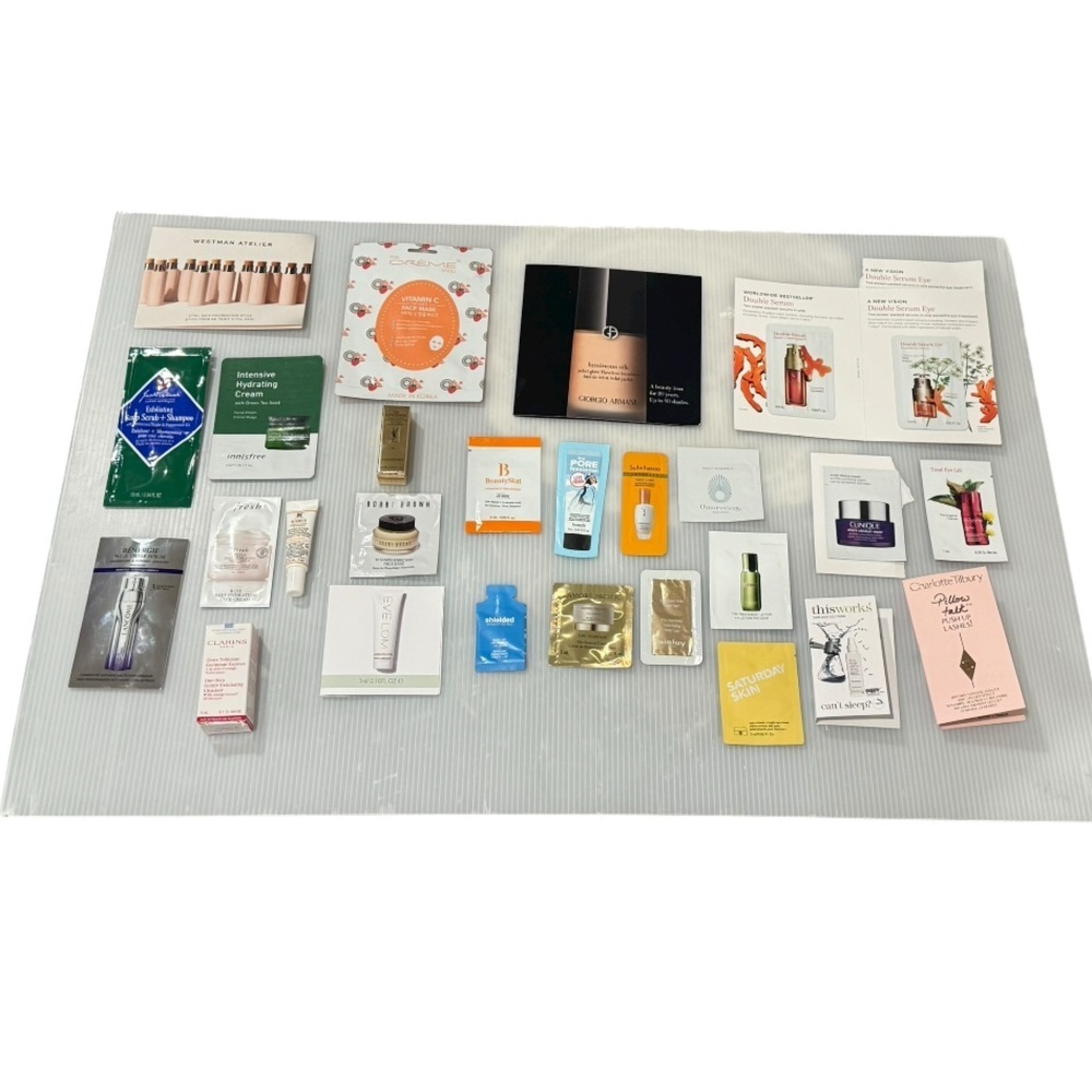 ASSORTMENT OF 28 Samples NEW
